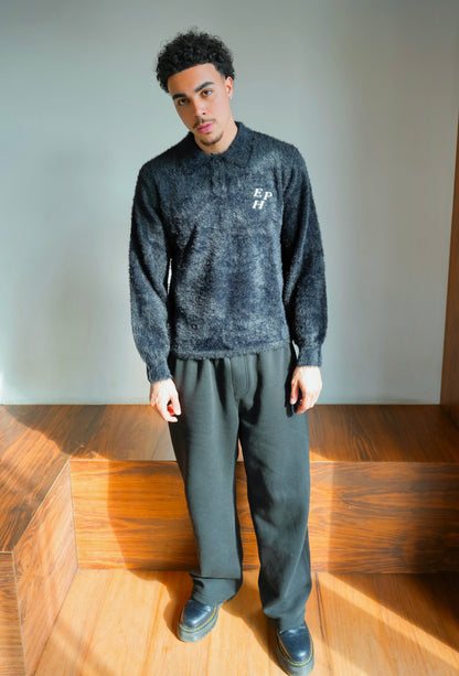 BLACK EPHEMERAL SWEATER