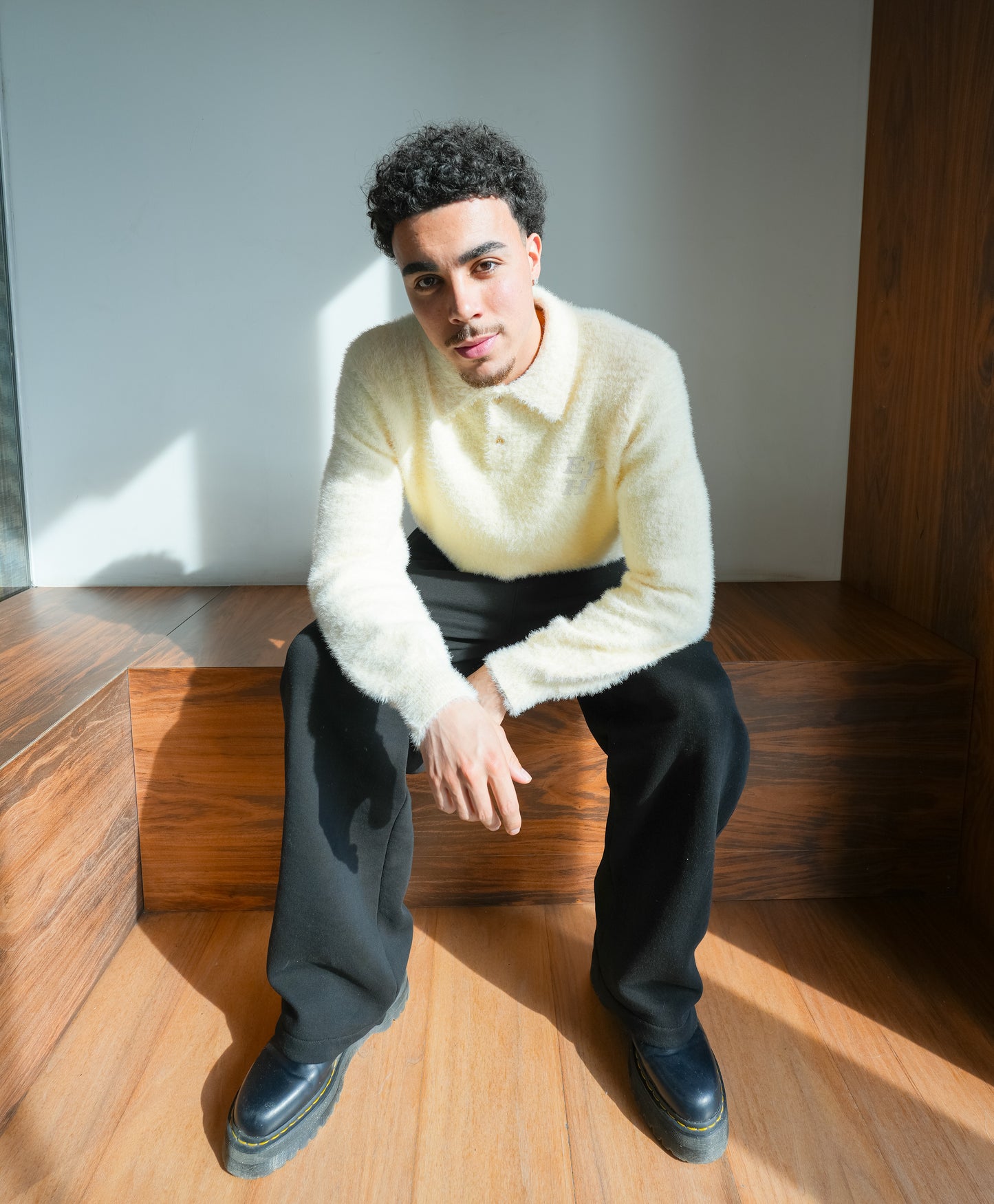 CREAM EPHEMERAL SWEATER